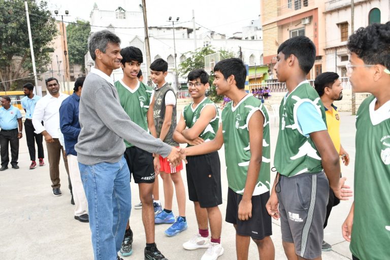 8TH INTERSCHOOL BASKETBALL TOURNAMENT (8)